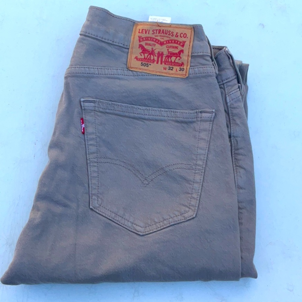 Levi's Men's Jeans size 32x30 style 505